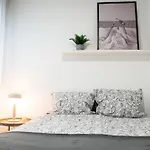 The Silver Flat Vigo